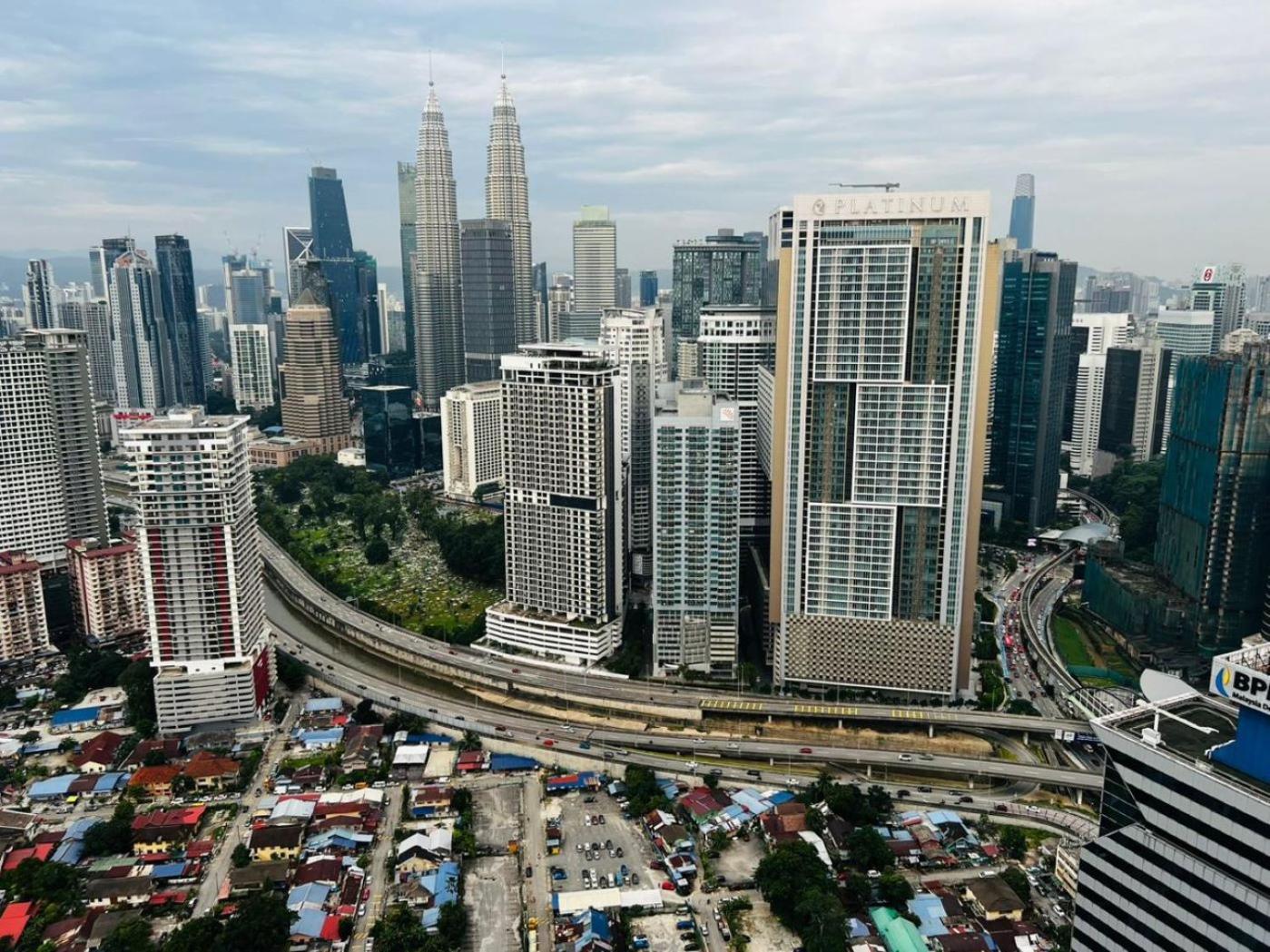 The Luxe Suites Infinitum Klcc Kuala Lumpur Dış mekan fotoğraf
