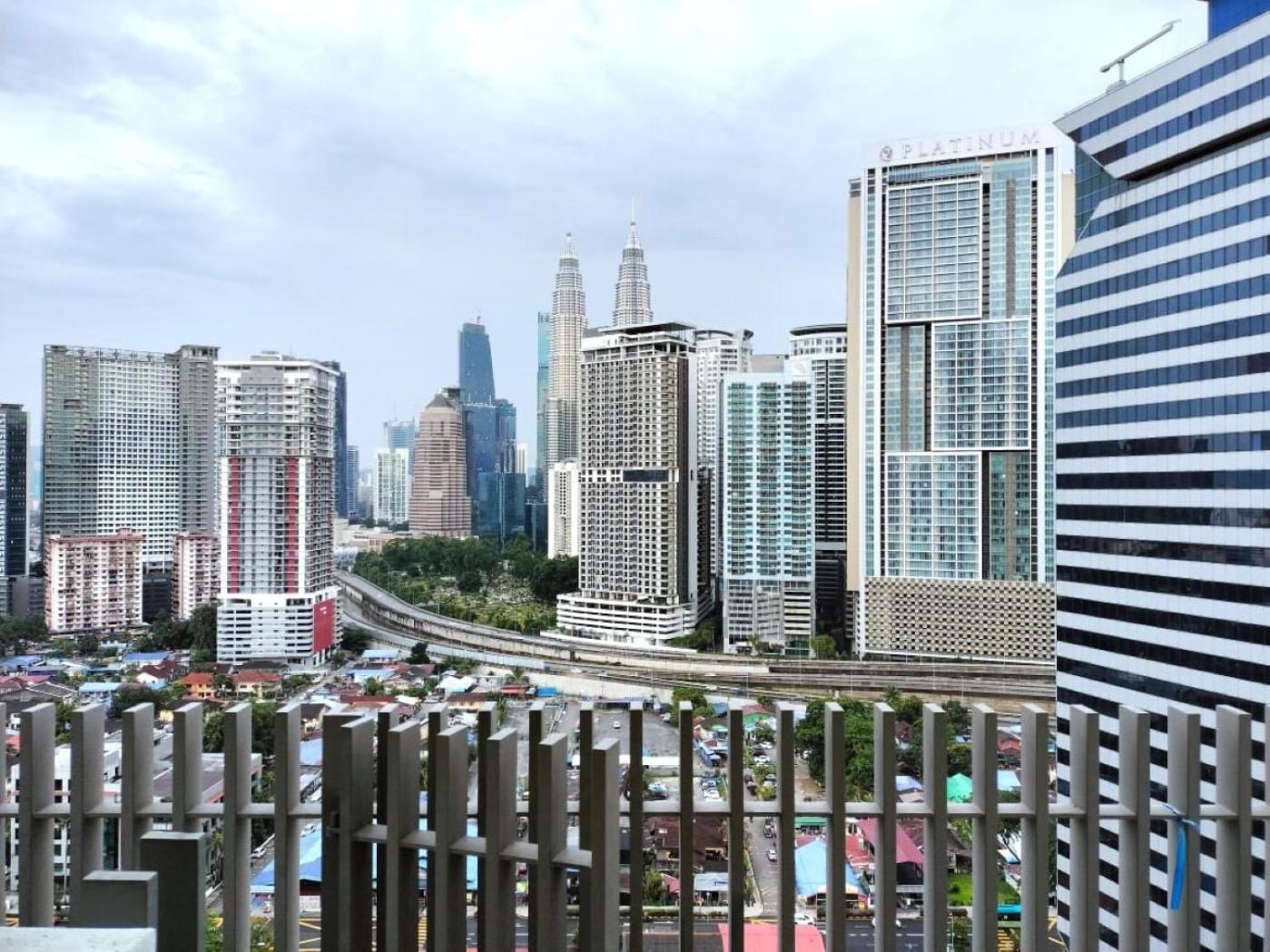 The Luxe Suites Infinitum Klcc Kuala Lumpur Dış mekan fotoğraf